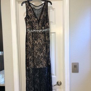 Enfocus Dress